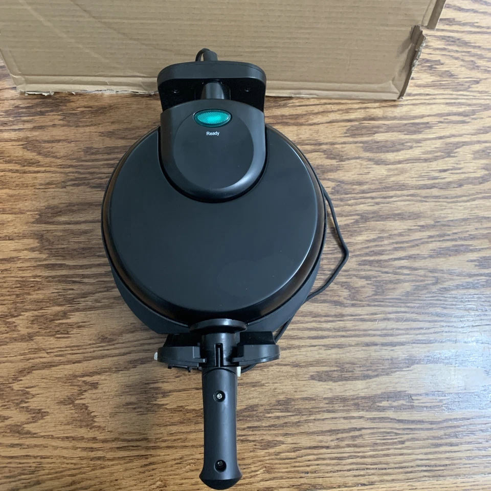 Gofrera giratoria Bella modelo TSK-2126BW negra con bandeja de goteo Foto 2 de 4