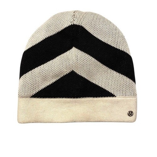 Lululemon Snow Amazing Toque Sherpa 