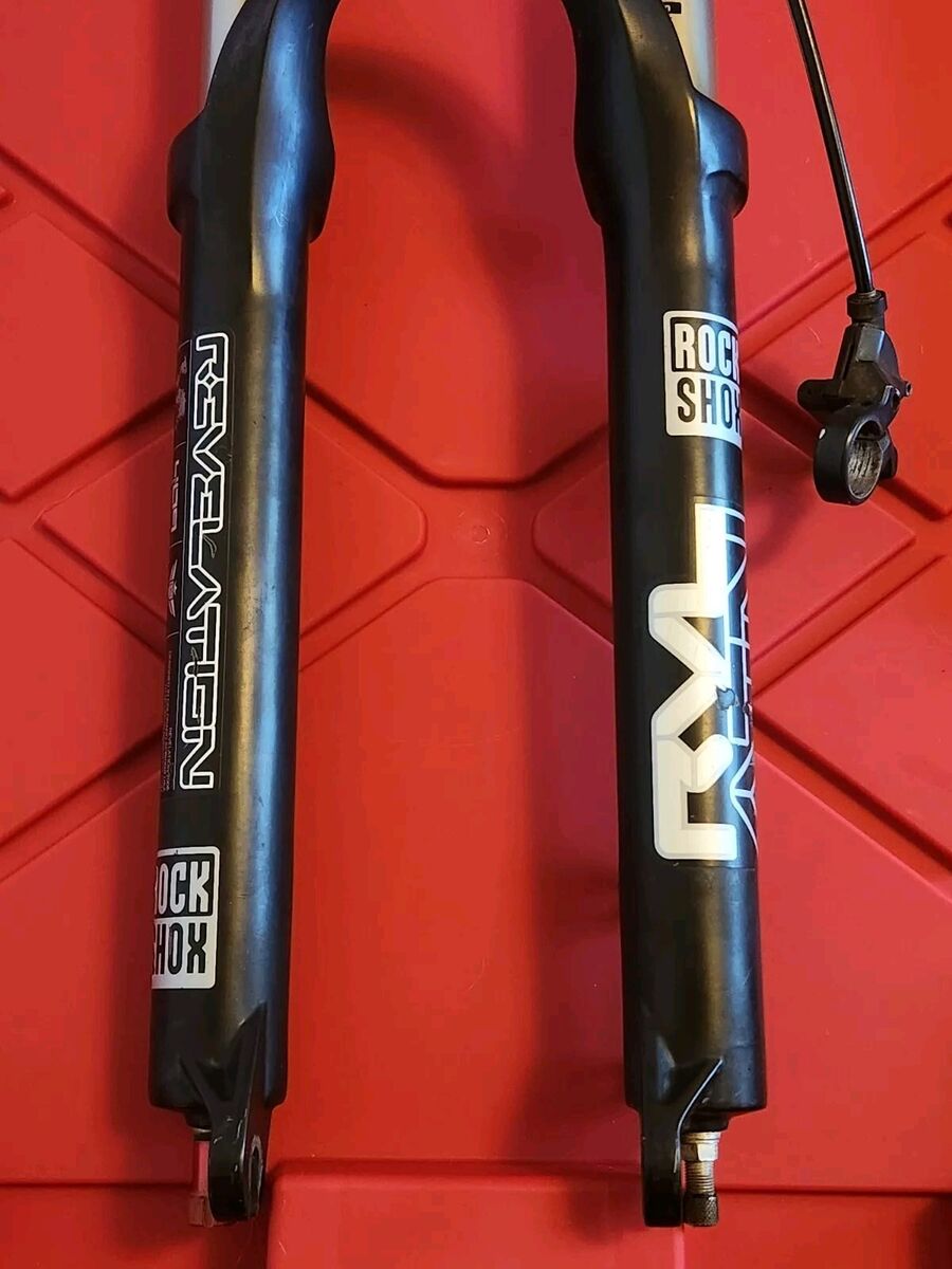 Rock Shox Revelation 409 U-Turn Air 26 Mountain Bike Fork + Rock Shox Revelation 409 U-Turn Air 26 Mountain Bike Fork +