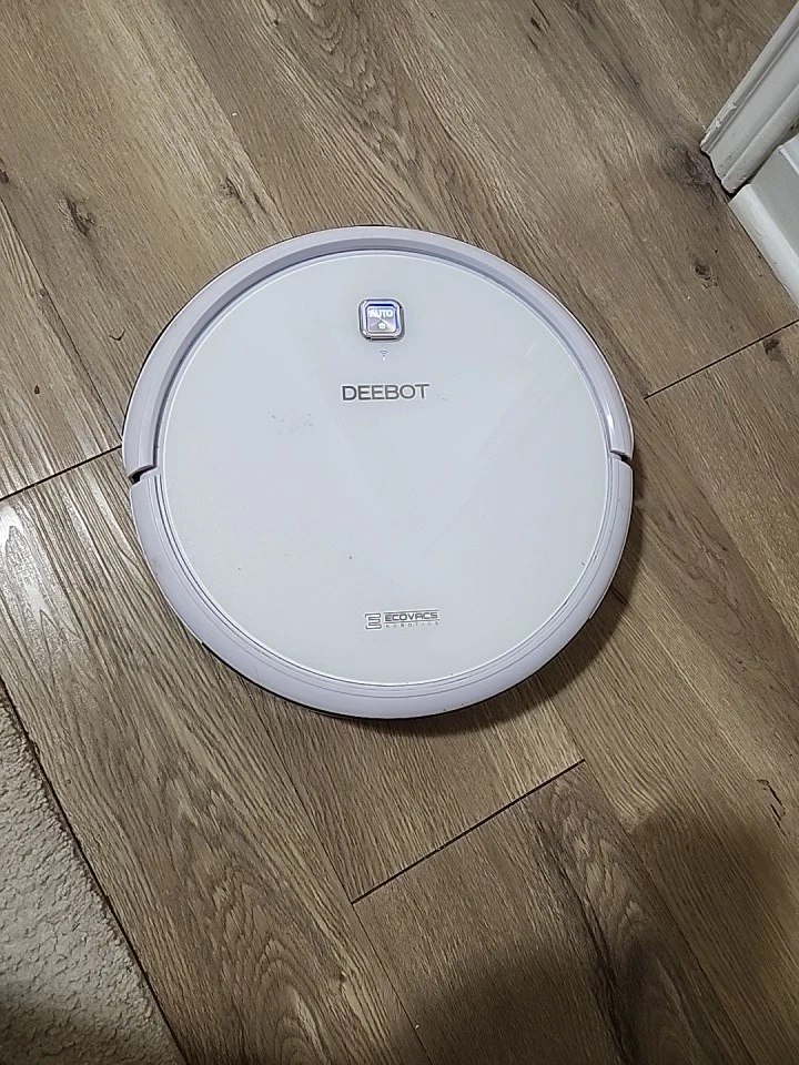 ECOVACS DEEBOT DN622.31 Robot Vacuum W/ Charger Dock 3 Ecovacs Robotics