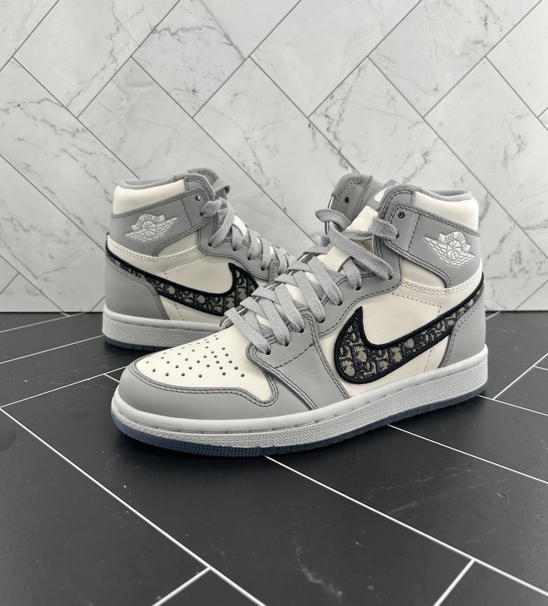 NEW Nike Air Jordan 1 x Dior High Gray Size 3.5 CN8607-002 NEW Nike Air Jordan 1 x Dior High Gray Size 3.5 CN8607-002