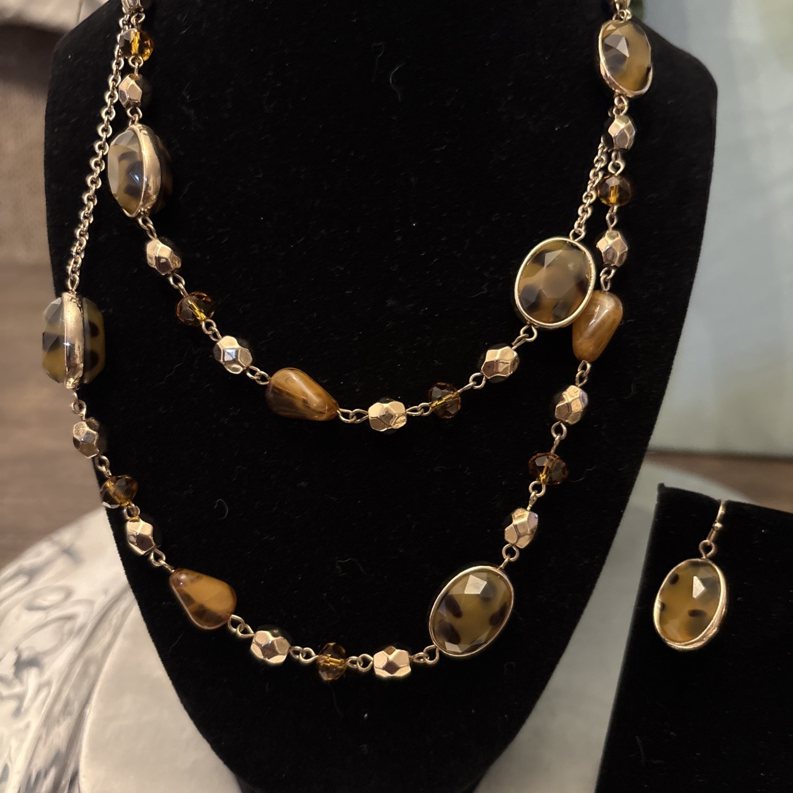 Leopard Or Cheetah Style Signed C1946 Necklace An… - image 3