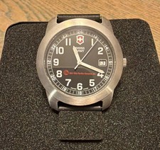 Victorinox Swiss Army Field Watch Men 40mm Black Dial Steel Date - Promo Gift🔥