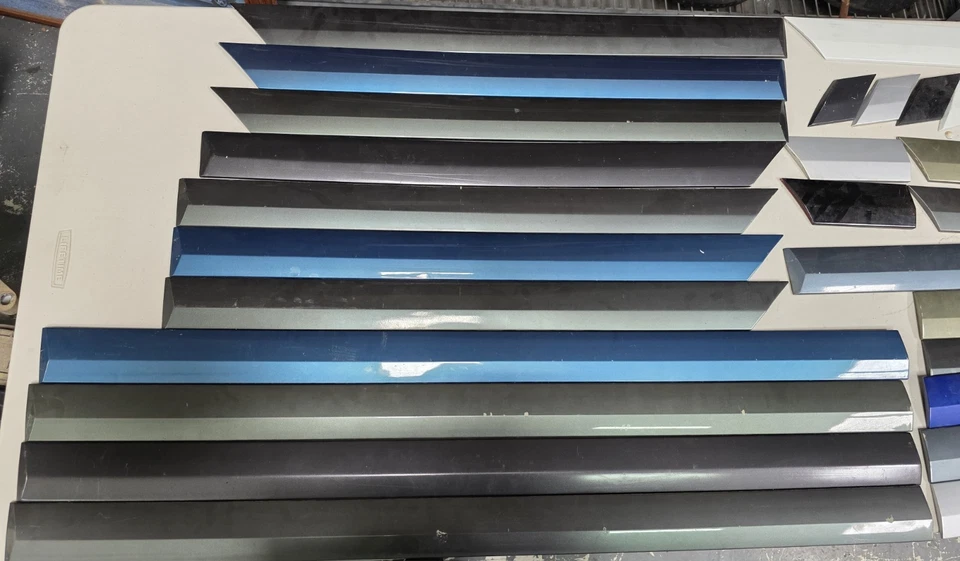 VY VZ HOLDEN ADVENTRA DOOR MOULDS BUNDLE CLEAR OUT CX6 CX8 LX6 LX8 - image 2 of 3