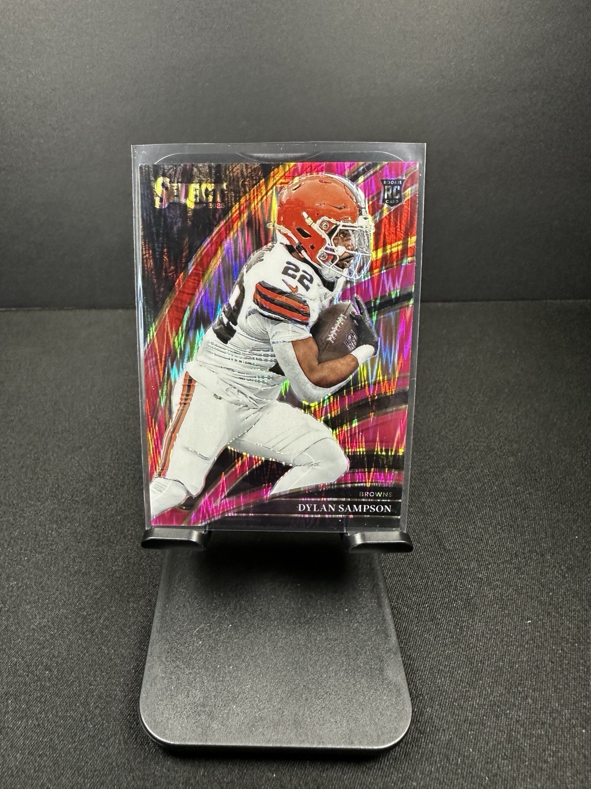 2025 Panini Select Dylan Sampson #255 Pink Shock Prizm Club Level RC Browns