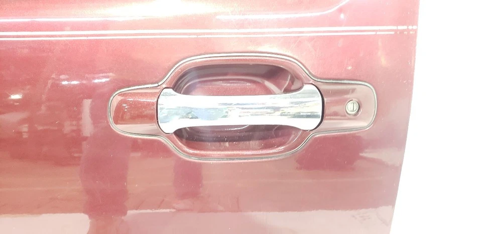 Puerta delantera del conductor OEM 2004 2005 2006 2007 2008 2009 2010 2011 Chevrolet Colorado Foto 2 de 4