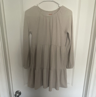 Cat & Jack Girls Beige Solid Knit Tiered Knee-Length Dress 10/12 Long Sleeve