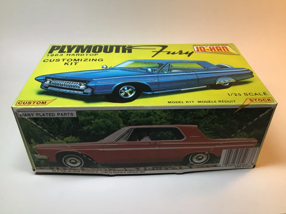 Vintage Jo-Han 1963 Plymouth Fury Customizing Model Car Kit Open Box Johan - Image 2 of 4