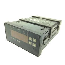 OMRON K3TX-VD22A / K3TXVD22A (NEW IN BOX)