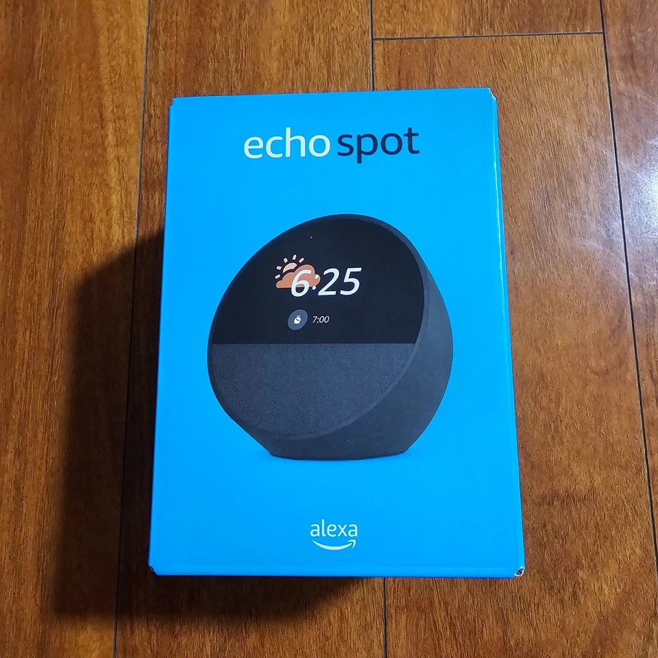 Amazon Echo Spot (neuestes Modell) Ideal für Nachttische - Schwarz