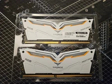 Team T-Force Night Hawk RGB 16GB (2 x 8GB) DDR4 3200 (PC4 25600) Desktop Memory 