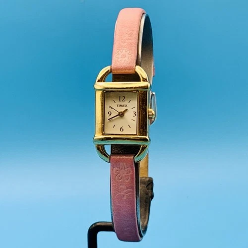 TIMEX Women’s Vintage 2005 Quartz Wristwatch Leather Strap Working New Battery