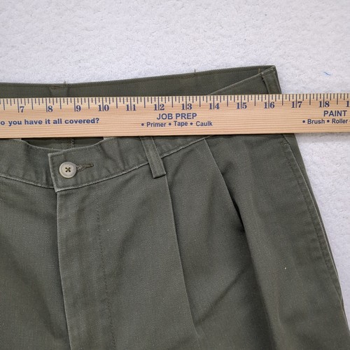 Izod Pants Mens 34x32 Pleated Olive Green Classic Chino Slacks Trousers Work - Picture 4 of 11