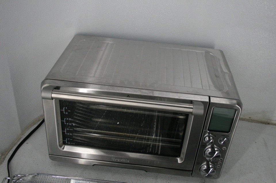 Breville BOV900BSSUSC 1800 Watt Smart Oven Air Fryer Pro Brushed