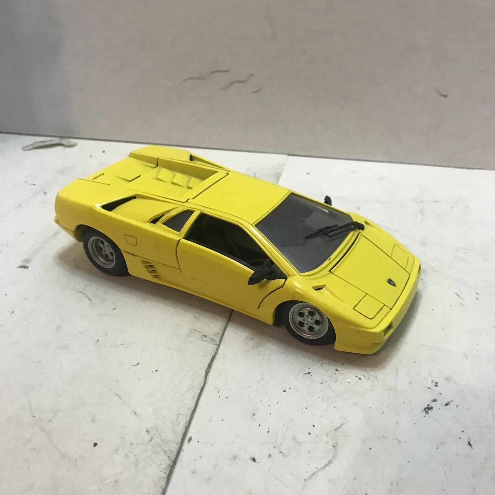 Picture 3 of 8