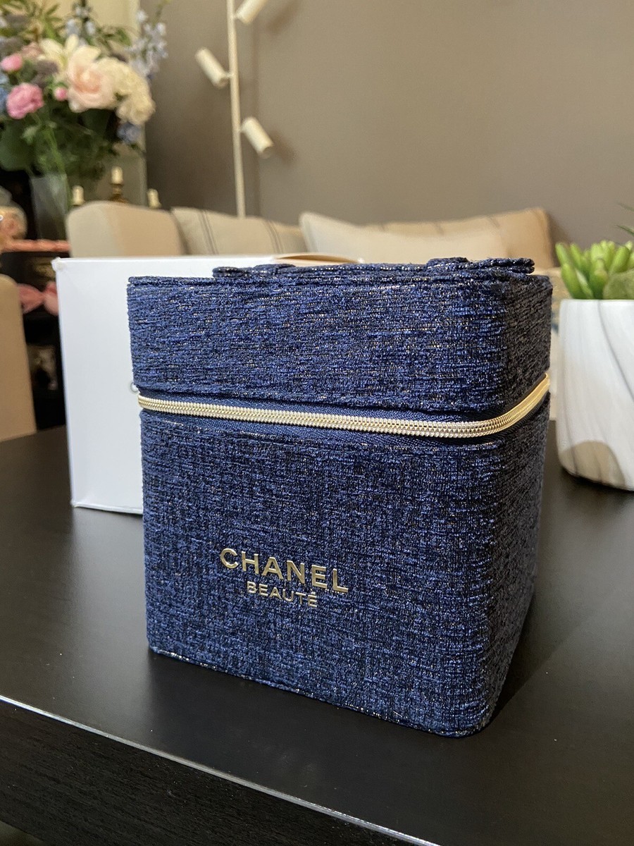 CHANEL Beaute Exclusive Makeup Box Travel Cosmetic Case Blue NEW