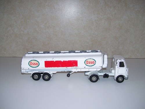 dinky aec esso tanker