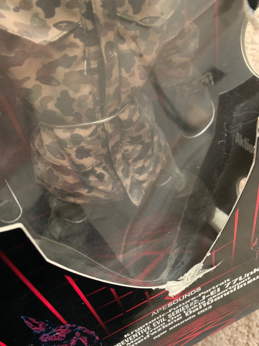 A BATHING APE - 【7o】]超激レア フューチュラ  FUTURA  希少 メディコムトイ Super Rare A Bathing Ape Bape UNKLE CAMO Collector Figure