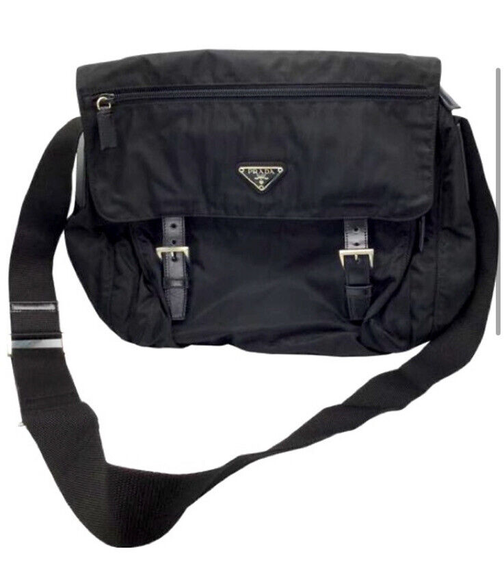 Vintage PRADA Nylon Tessuto Black Messenger Crossbody Bag Vintage PRADA Nylon Tessuto Black Messenger Crossbody Bag