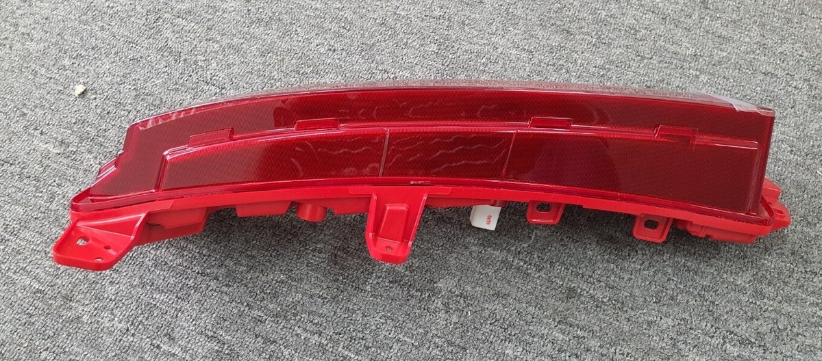 OEM 92406-P6100 LAMP ASSY-REAR COMB RH LWR Psgr for Hyundai Santa