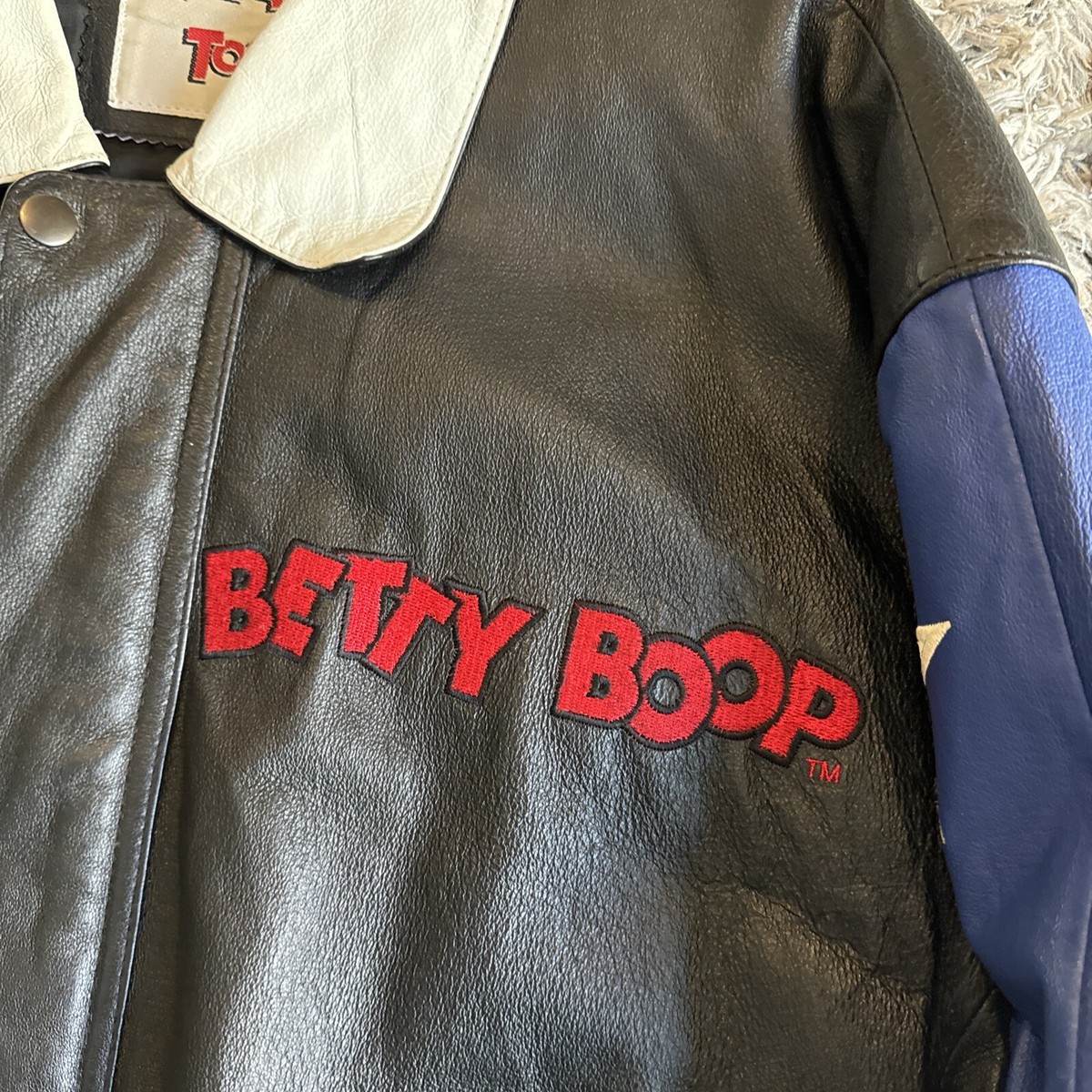 Vintage Women's Size Medium M Betty Boop Leather Zip-Up Vintage Women's Size Medium M Betty Boop Leather Zip-Up
