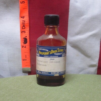 JOHN C. HOLDGRAF Drug Store pharmacist Bowling Green vtg 1920s bottle Ohio pharm