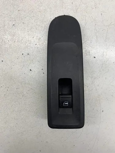 VW GOLF VI Cabrio 517 Schalter für Fensterheber hinten rechts 23949004