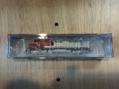 Escala N ATHEARN 15381: EMD FP45 Diesel Loco: Santa Fe #104 con CCC y sonido | Condition: New