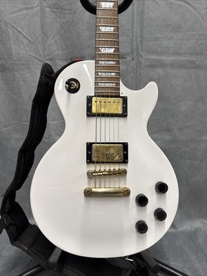 Epiphone Studio Les Paul Model Snow White Electric Guitar Limited Edition