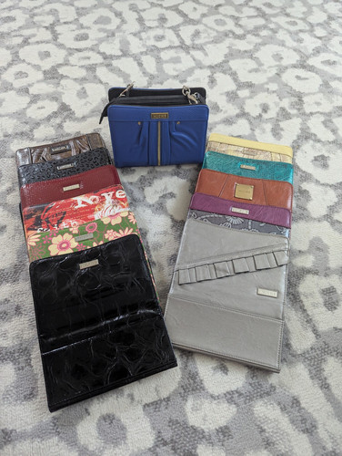 MICHE Small Magnetic Purse BUNDLE 1 Base Purse & 12 Covers