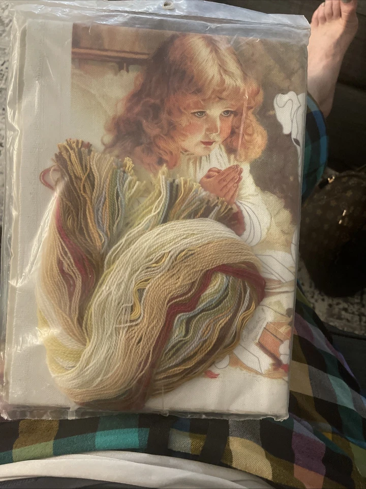 Simplicity Cross Stitch Girl Praying New Vintage  - Image 4 of 4