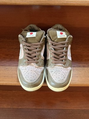 Size 9.5M/11W - Nike SB Dunk Low Stussy Cherry Pre-owned |SHIP FAST|