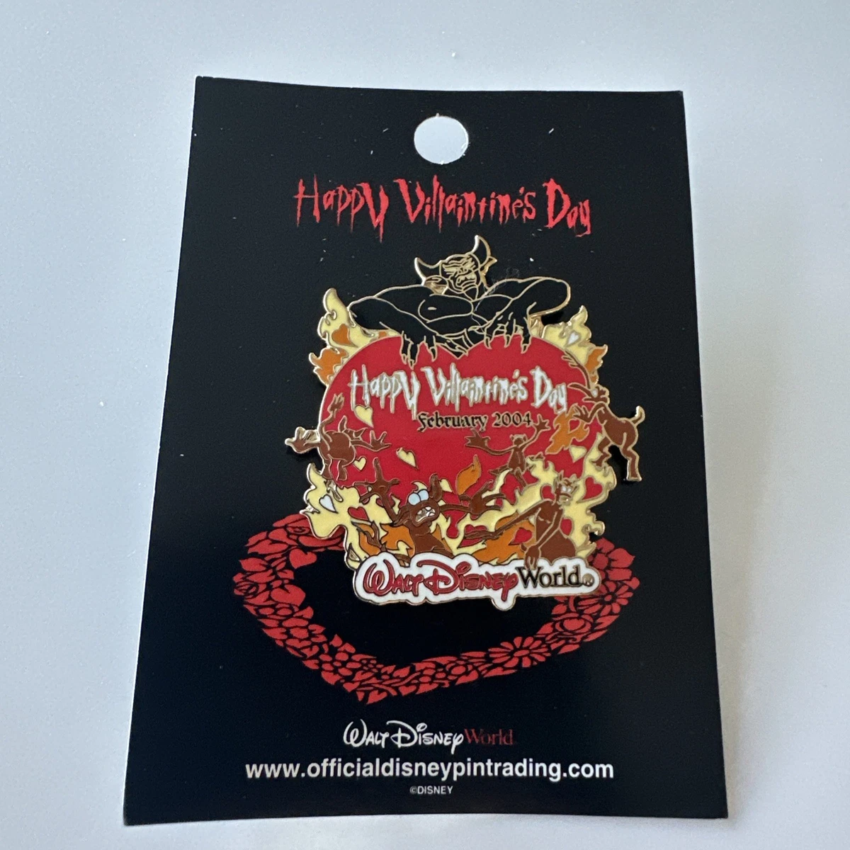 2004 Contemporary Disney Pins, Patches & Buttons (1968-Now) for