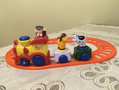 musical train set