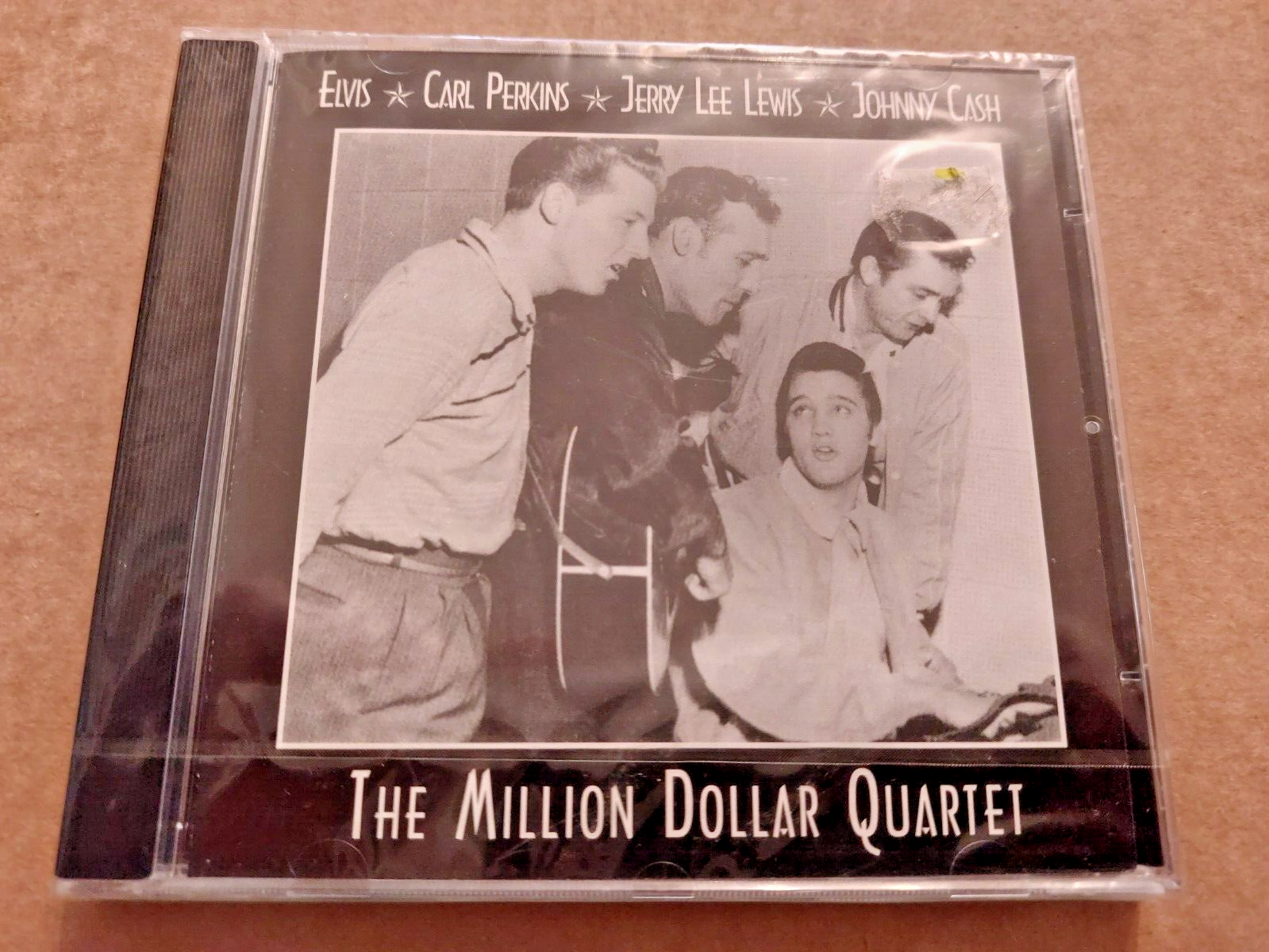 MILLION DOLLAR QUARTET  ~ELVIS . CARL PERKINS . JERRY LEE LEWIS . JOHNNY CASH CD