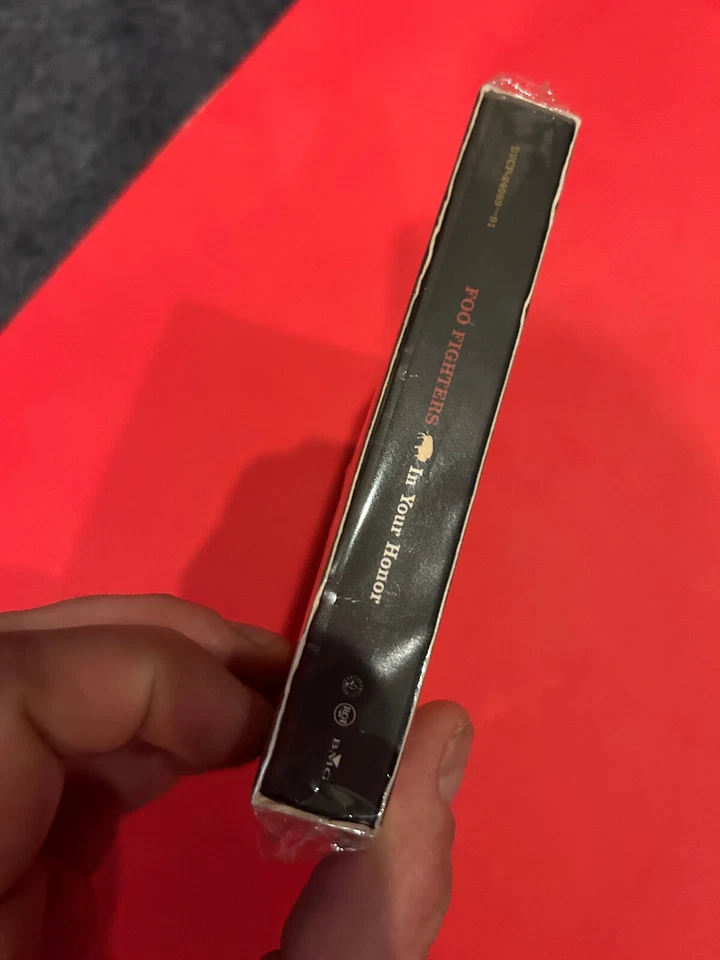 Foo Fighters - In Your Honor JAPAN EDITION RELEASE (2-CD SET +DVD) BOX SET Foto 2 de 3