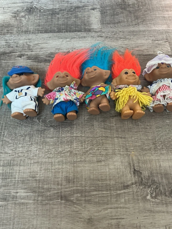 Russ винтажные куклы тролли 80-х/90-х коллекционные фигурки лот из 5 с одеждой - Изображение 2 из 4