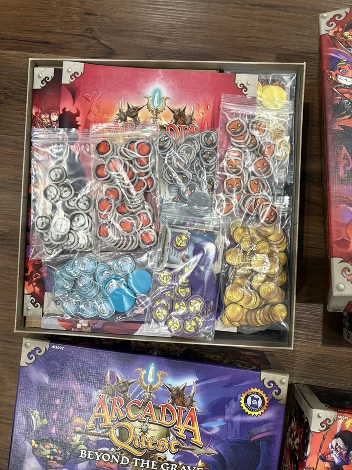 Juego de mesa Arcadia Quest de CMON con expansiones Beyond the Grave, Inferno, Lava Foto 3 de 3