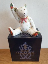 Royal Crown Derby Paperweight Teddy Miniature Series Victoria Bear Waving Boxed