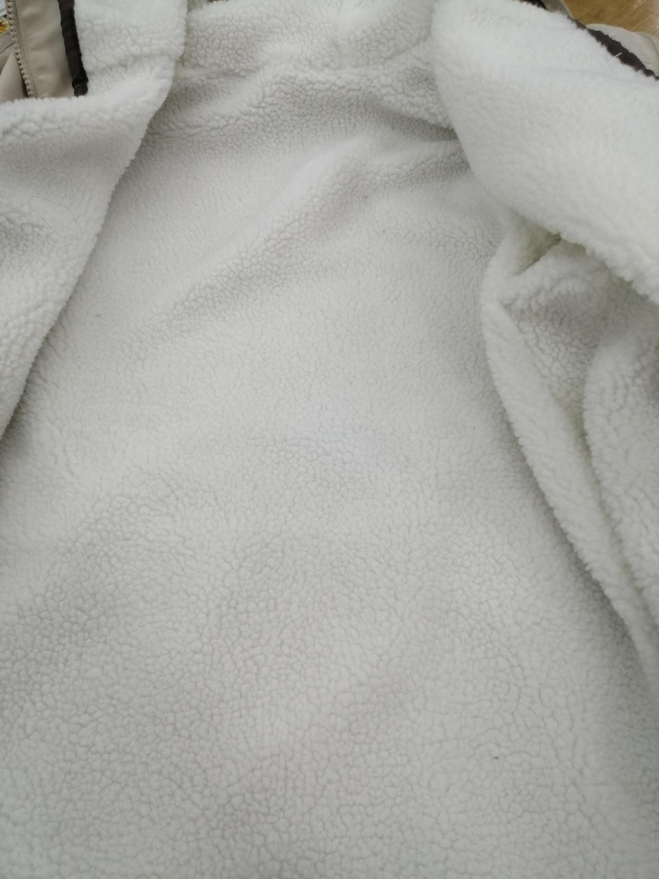 Classical Elf Offwhite Jacket With Boa Liner - image 6