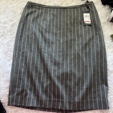 Tommy Hilfiger New Women's Pencil Skirt Gray Stripe Size 6 Knee-length.