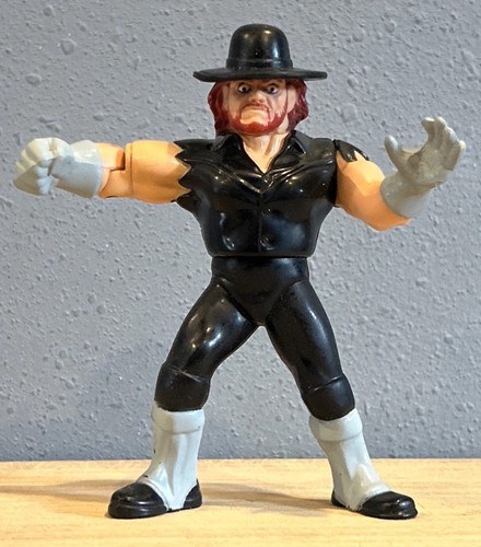 WWE WWF Undertaker Hasbro Series 4 - 1992 Figure A...