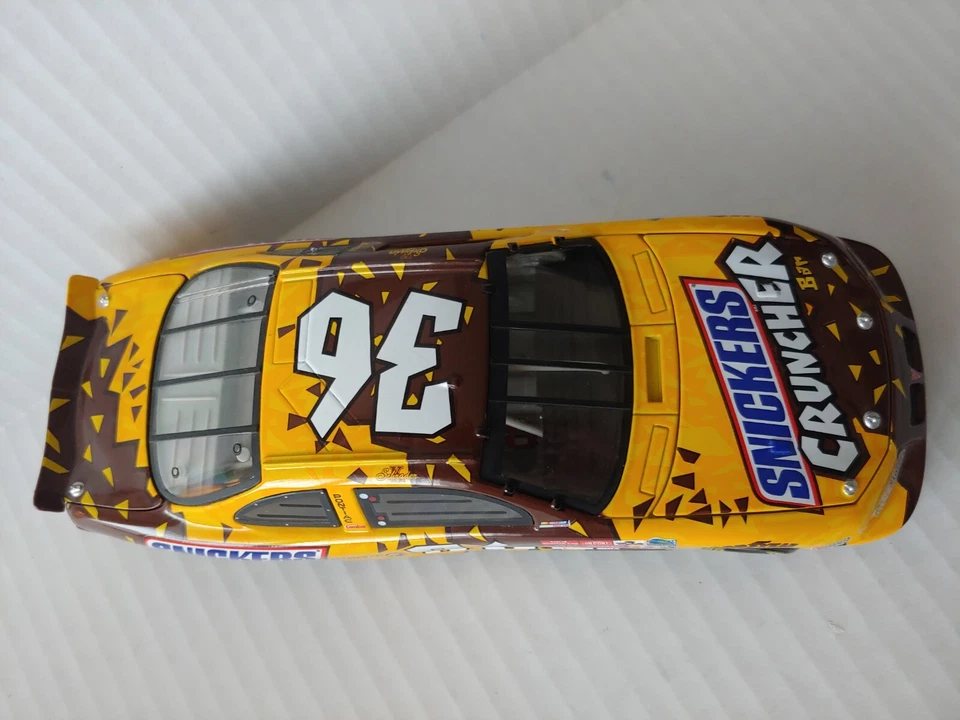 1:24 scale Ken Schrader #36 M&M’s/Snickers Cruncher Bar, 2001 Grand Prix Elite - Image 4 of 4