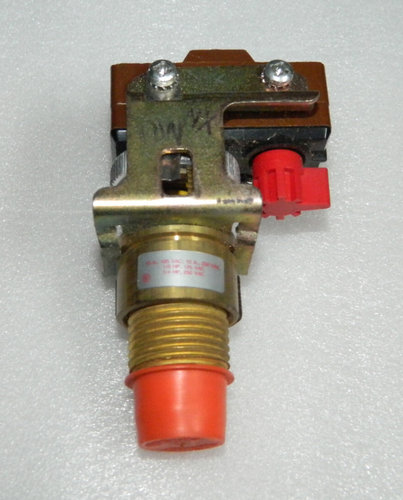 Never Used - Asco Model HC16A215S Adjustable Pressure Switch - Picture 2 of 6