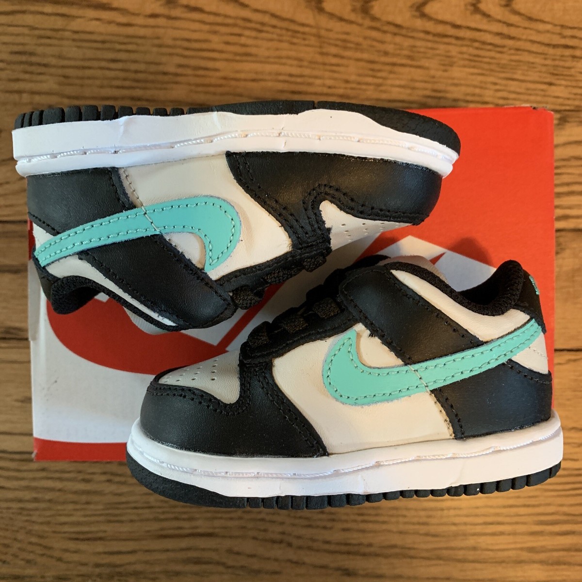 nike sb dunk low tropical twist