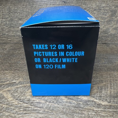 Holga 120N Camera without Flash - Picture 2 of 10