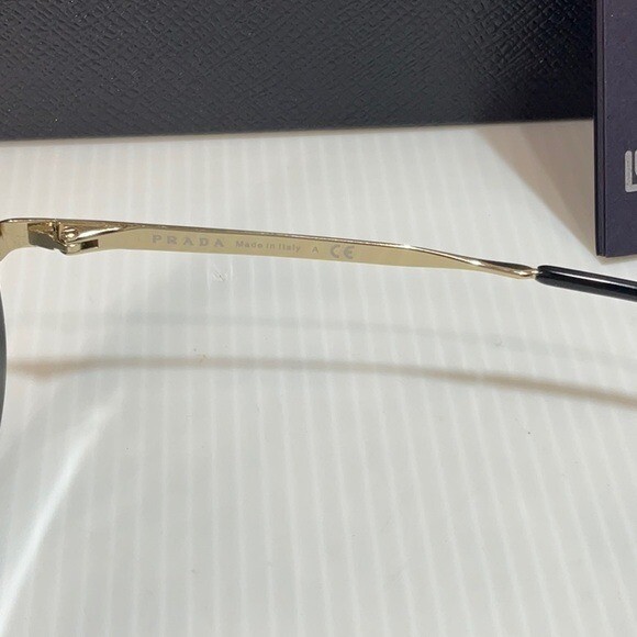 Prada woman’s sunglasses spr 52u 18N round lenses gold frame made in Italy Prada | Accessories | Prada Womans Sunglasses Spr 52u 8n  main image 4