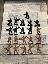 Lot of 21 Plastic Army Men Soldiers Mixed Colors Poses Vintage Modern