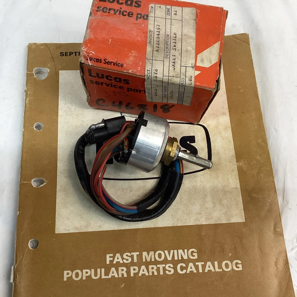 Interruptor de faros Lucas para Jaguar XJ6 XJ12 (1974-79) NOS también se adapta al XJS 1976-80 Foto 2 de 4