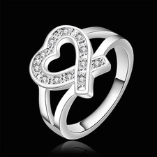 925 Sterling Silver Zirconia Heart Band Ring Size 7 B39
